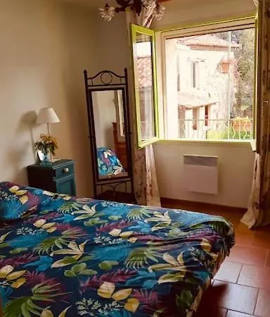 Hébergement de vacances Maison Provencale Les Glycines *