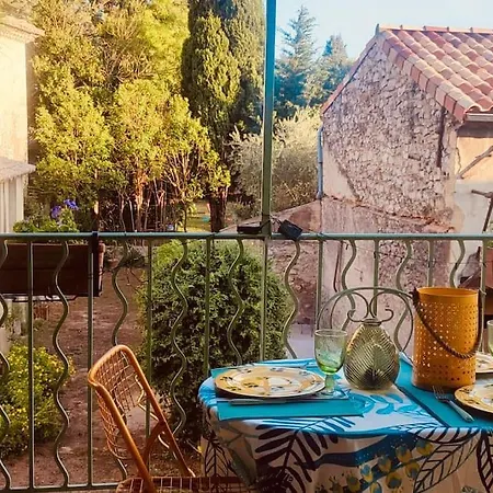 Hébergement de vacances Maison Provencale Les Glycines