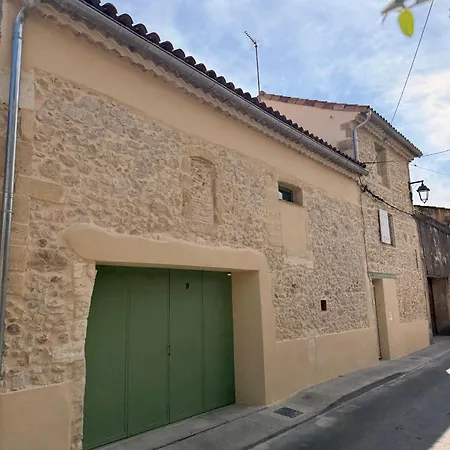 Maison Provençale Les Glycines Roquemaure (Gard)