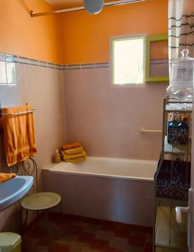 Maison Provencale Les Glycines