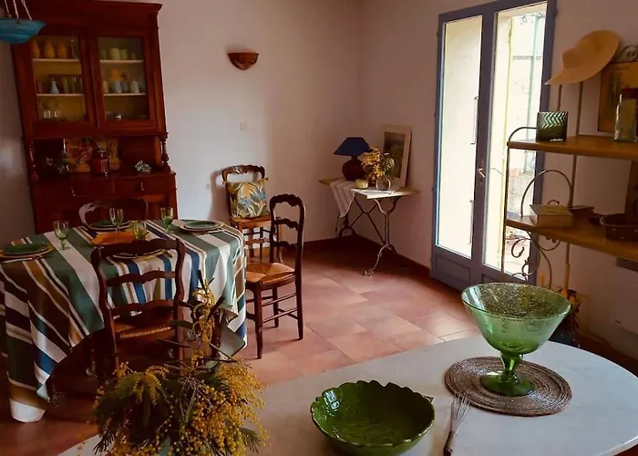 Ferienhaus Maison Provencale Les Glycines Roquemaure (Gard)